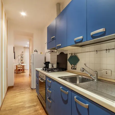 Apartment Dell'emporio