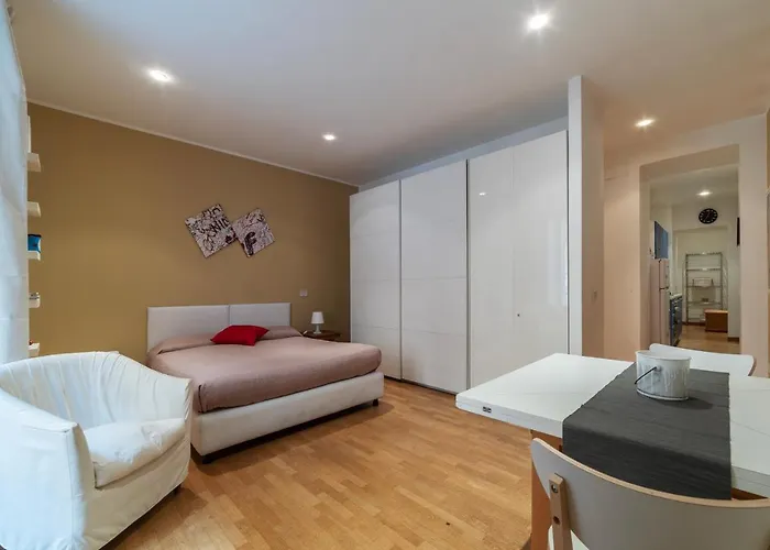 Guesthost - Dell'emporio Apartament Rzym