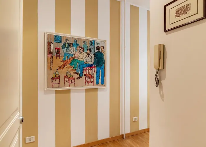 Guesthost - Dell'emporio *