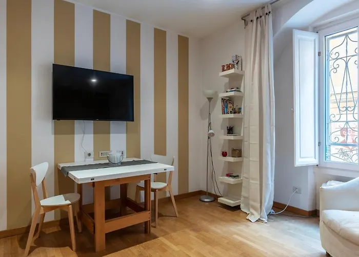 Guesthost - Dell'emporio Apartament Rzym